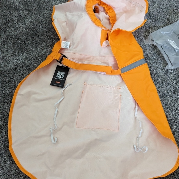 Dog raincoat - Picture 5 of 6